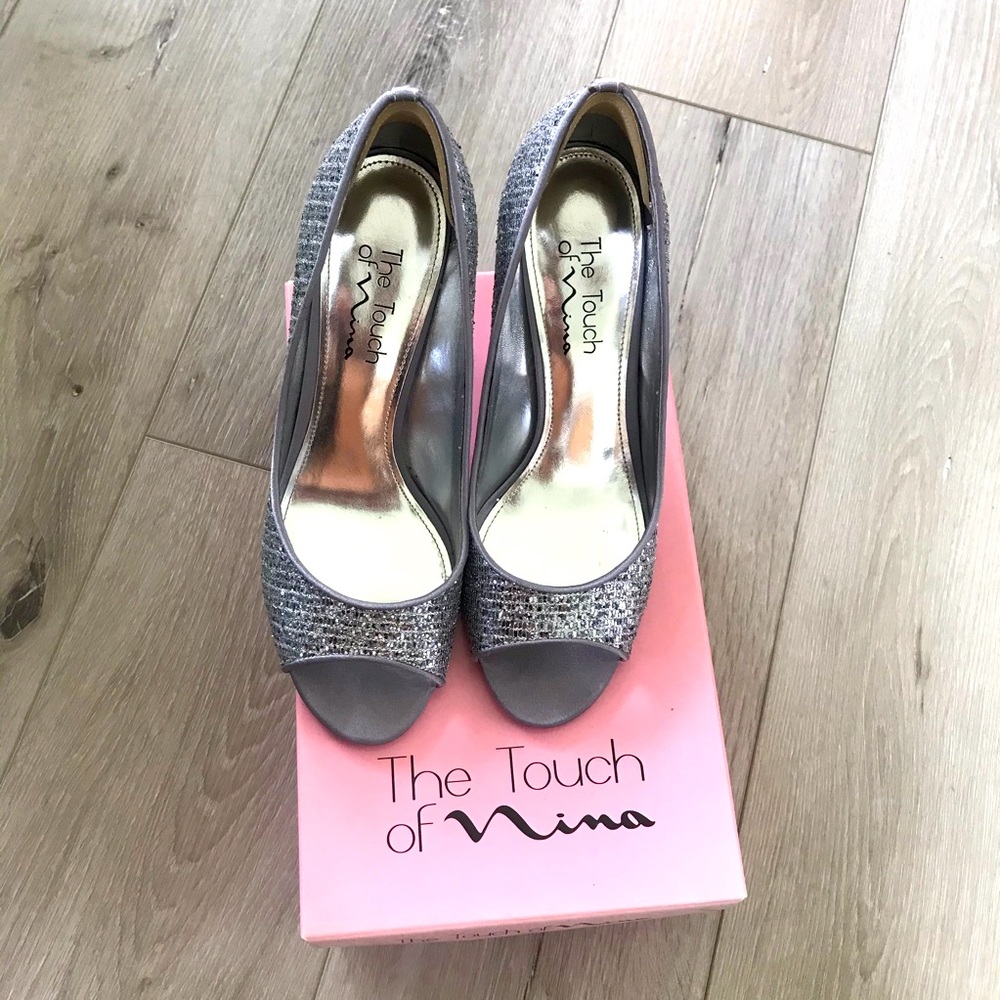 Silver and glitter high heel size 8.5, brand new!